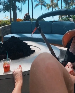 Aaryn Gries feet photo 9