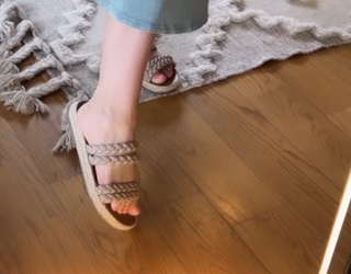 Aaryn Gries feet photo 11