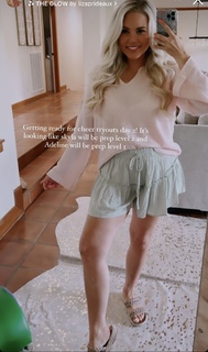 Aaryn Gries feet photo 17