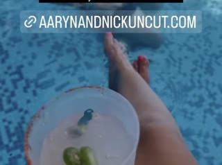 Aaryn Gries feet photo 8