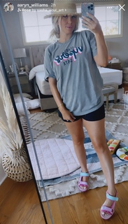 Aaryn Gries feet photo 9