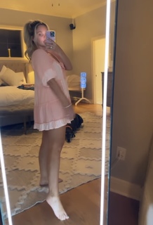 Aaryn Gries feet photo 7