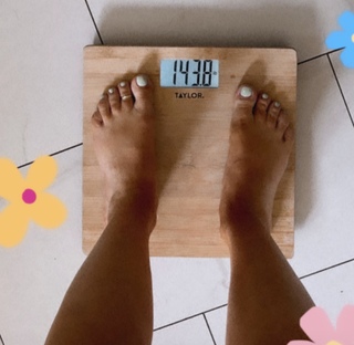 Aaryn Gries feet photo 6