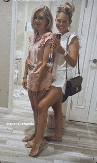 Aaryn Gries feet photo 20
