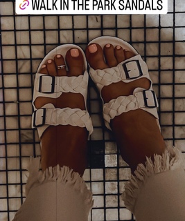 Aaryn Gries feet photo 18