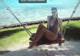 Aaryn Gries feet photo 8