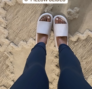 Aaryn Gries feet photo 20