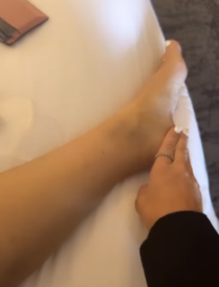 Aaryn Gries feet photo 9