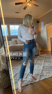 Aaryn Gries feet photo 2