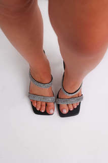Aaryn Gries feet photo 20