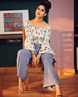 Aaveera Singh Masson feet photo 18