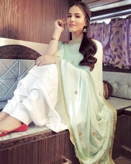 Aaveera Singh Masson feet photo 8