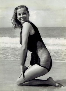 Abbe Lane feet photo 8