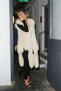 Abbey Clancy feet photo thumbnail