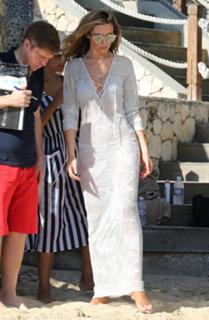 Abbey Clancy feet photo thumbnail