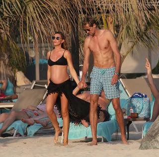 Abbey Clancy feet photo thumbnail