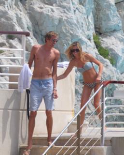 Abbey Clancy feet photo thumbnail