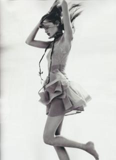 Abbey Lee feet photo thumbnail