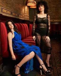 Abbi Jacobson feet photo 6