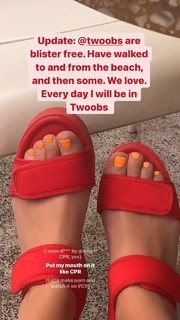 Abbie Chatfield feet photo 16