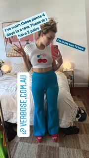 Abbie Chatfield feet photo 4