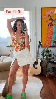 Abbie Chatfield feet photo 4