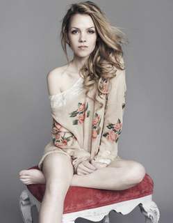 Abbie Cobb feet photo 6