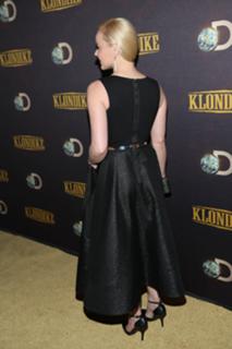 Abbie Cornish feet photo thumbnail