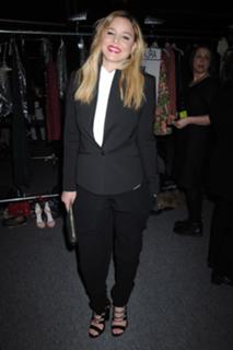 Abbie Cornish feet photo thumbnail