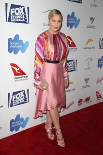 Abbie Cornish feet photo thumbnail