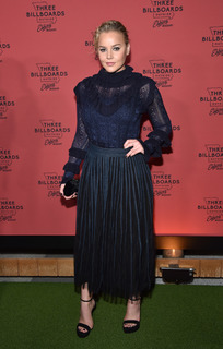 Abbie Cornish feet photo thumbnail