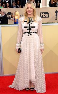 Abbie Cornish feet photo thumbnail