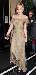 Abbie Cornish feet photo thumbnail