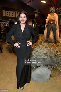 Abbie Cornish feet photo thumbnail