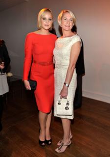 Abbie Cornish feet photo thumbnail