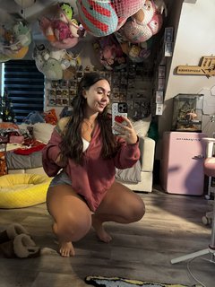 Abby Berner feet photo thumbnail