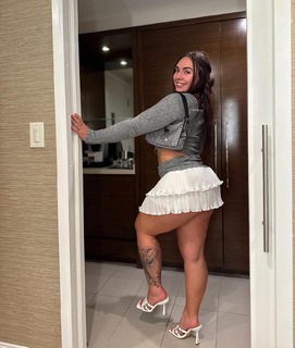 Abby Berner feet photo thumbnail