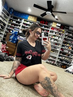 Abby Berner feet photo thumbnail