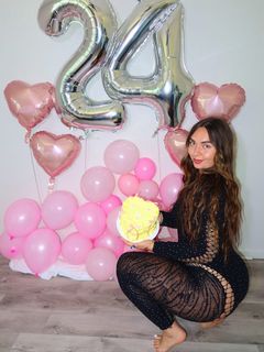 Abby Berner feet photo thumbnail