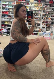 Abby Berner feet photo thumbnail