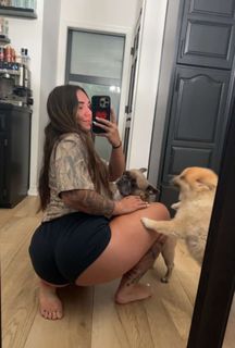 Abby Berner feet photo thumbnail