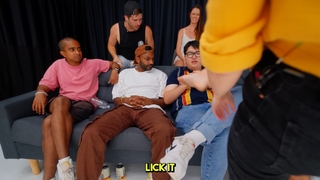 Abby Boom feet photo thumbnail