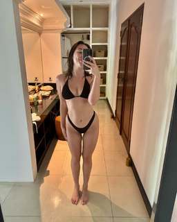 Abby Boom feet photo thumbnail