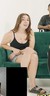 Abby Boom feet photo thumbnail