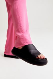 Abby Champion feet photo 11