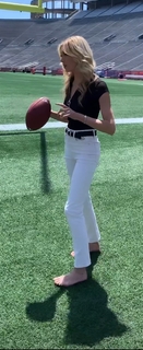 Abby Hornacek feet photo 1