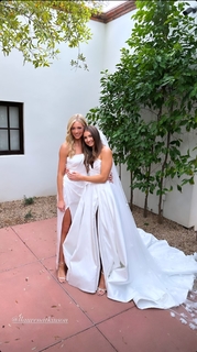 Abby Hornacek feet photo 17