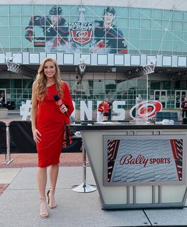 Abby Labar feet photo 18
