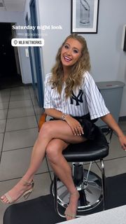 Abby Labar feet photo 4