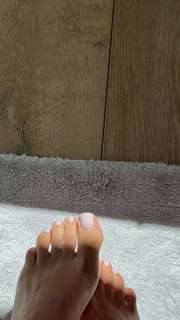 Abby Rao feet photo 13